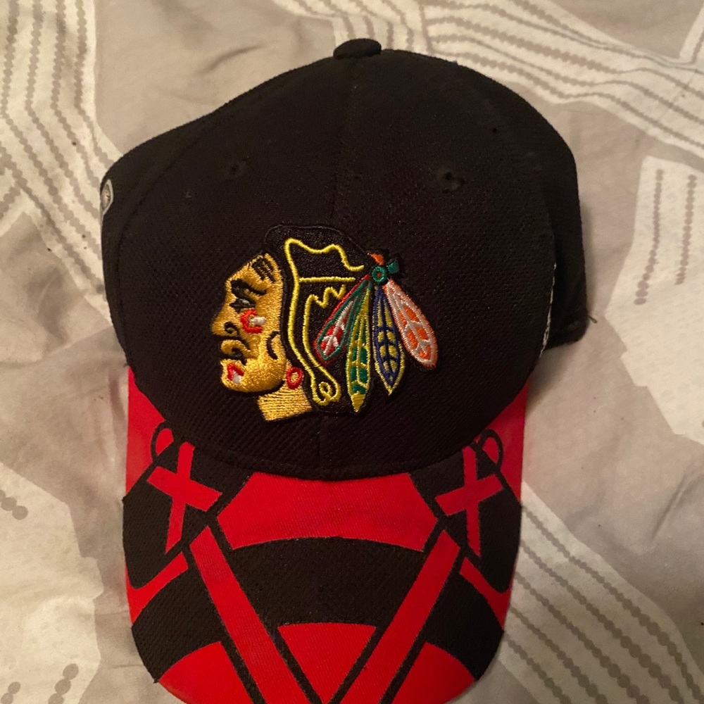 Blackhawks hat